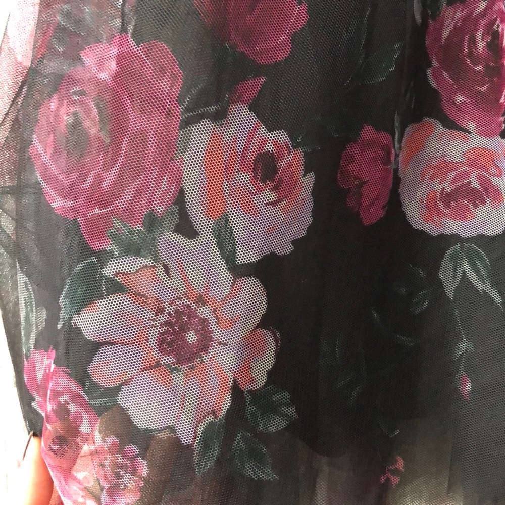 Skirt - Picture 4 of 4